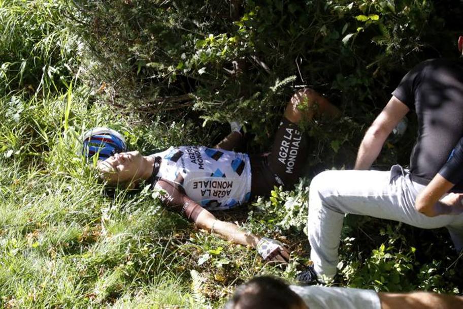 Giro di Lombardia caratterizzato da tante cadute. Ecco il belga Jan Bakelants, ricoverato all&#39;ospedale di Como. Foto Bettini